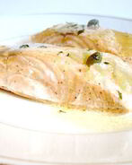 Запеченное филе семги с лаймом и каперсами