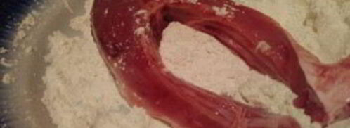 зеркальный карп жареный с луком. Шаг 3