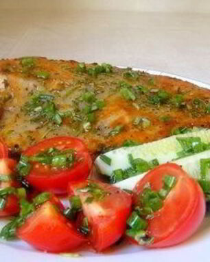 Жареная тиляпия с лимонным маслом