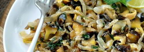 жареные рапаны с луком. Шаг 8