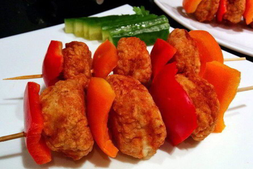 Рецепт хрустящих куриных шашлычков на ужин