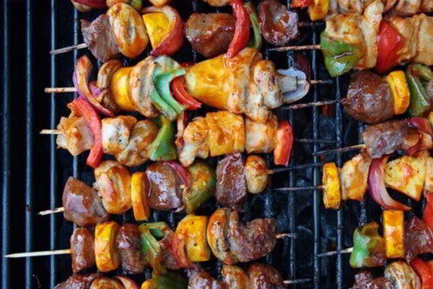 Рецепт маринованных бараньих шашлыков с овощами и грибами на гриле