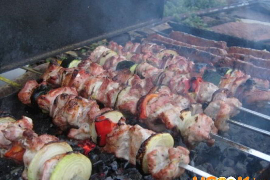 Рецепт шашлыка из свинины с киви