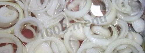 шашлык в духовке на луковой подушке. Шаг 3