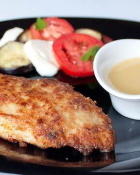 Куриные шницели с пармезаном