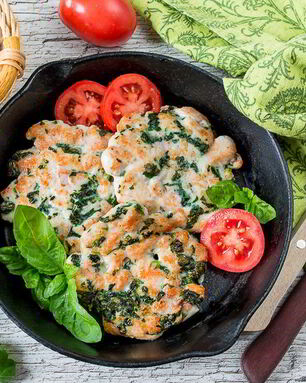 Рубленые куриные шницели со шпинатом