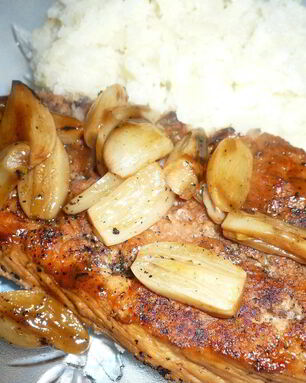 Шницель с чесноком