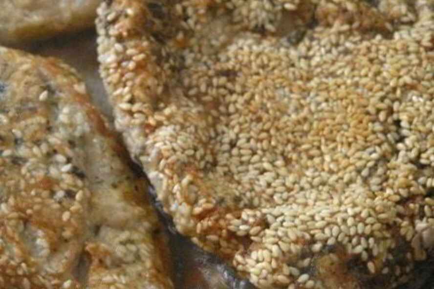 Рецепт шницеля в мятной панировке с кунжутом