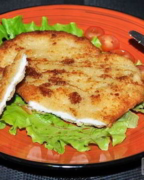 Шницели по-венски из филе индейки