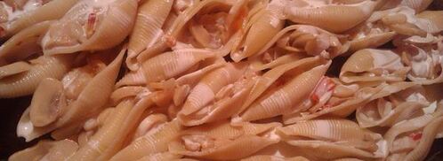 конкильони под сыром и стейк. Шаг 4