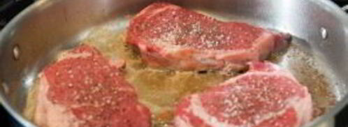 стейк из говядины на сковороде. Шаг 6