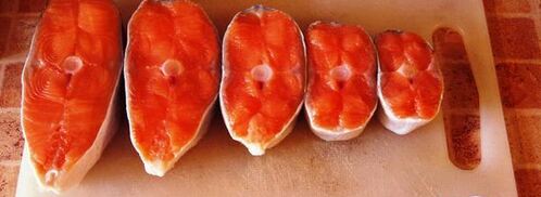 стейк из кижуча в соке красного апельсина. Шаг 3