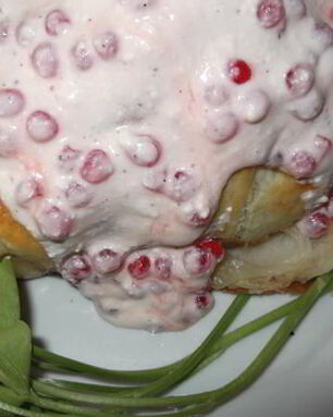 Стейки горбуши в слоеной шубке