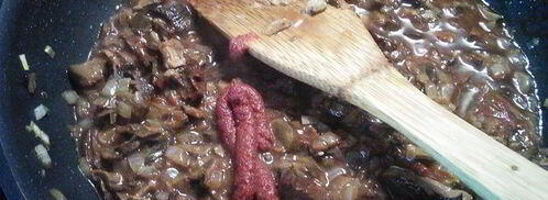 тефтели охотничьи в грибном соусе. Шаг 9