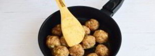 тефтели в грибном соусе под сыром. Шаг 4