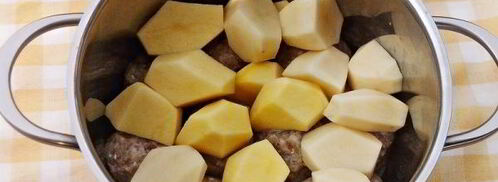 тефтели в томатно-овощном соусе. Шаг 7