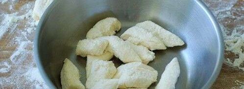 ленивые вареники с топленым молоком. Шаг 21