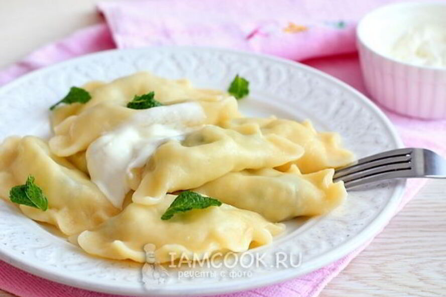 Рецепт вареников с соленым творогом
