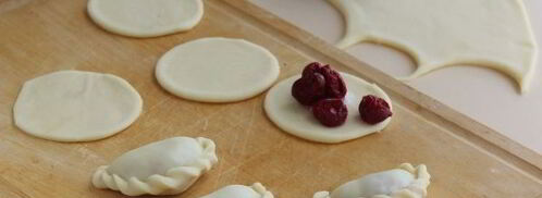 вареники с вишней из теста на воде. Шаг 13