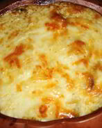 Жаркое из свинины с картошкой и грибами в горшочке