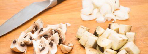 жаркое из свинины с острыми баклажанами и шампиньонами. Шаг 3