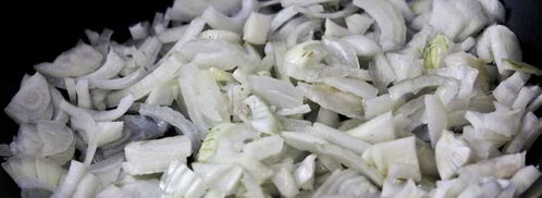 жаркое с курицей и черносливом в горшочках. Шаг 4