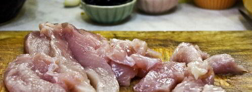 жаркое с курицей и черносливом в горшочках. Шаг 10