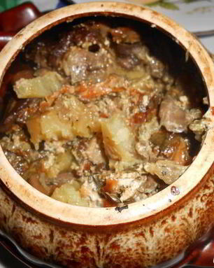 Жаркое в горшочках