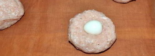 куриные зразы с перепелиными яйцами. Шаг 6