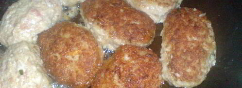 мясные зразы с зеленью, чесноком и сыром. Шаг 6