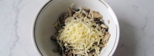 рыбные зразы с грибами и сыром. Шаг 9