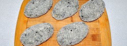 рыбные зразы с сыром, маслом и зеленью. Шаг 6