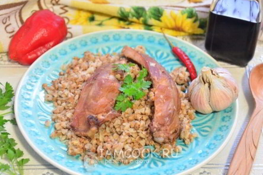 Рецепт гречки с копчеными ребрышками