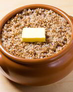 Гречка в горшочках со свининой и с грибами