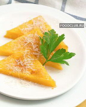 Запеченная полента с пармезаном