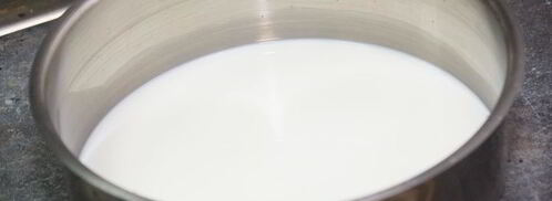 манная каша со свежей клубникой. Шаг 3