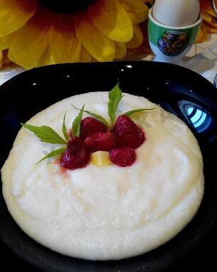 Манная каша в мультиварке на молоке и воде