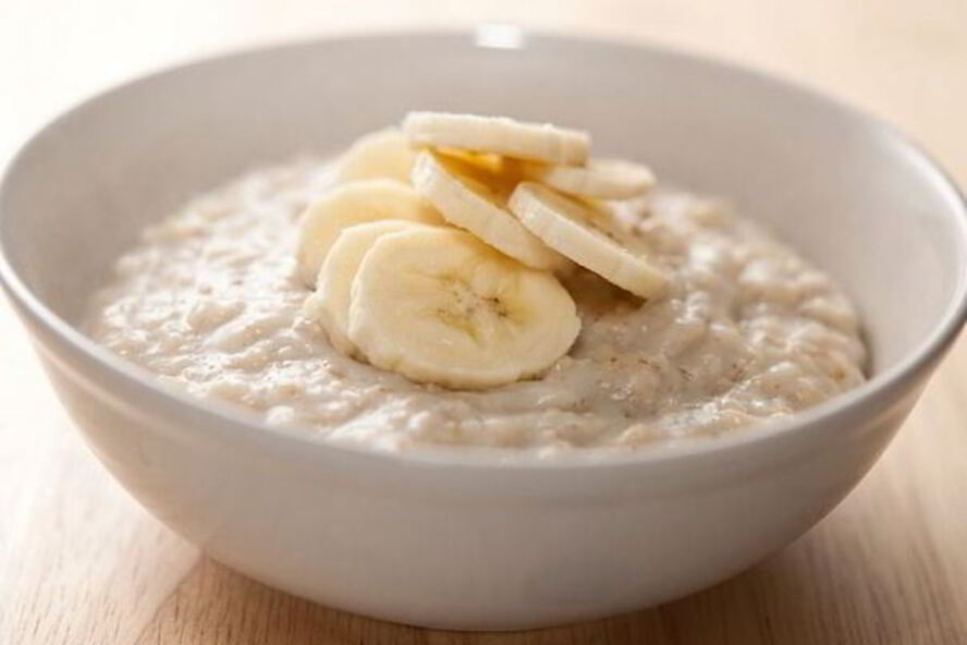 Рецепт овсяной каши на молоке с бананом