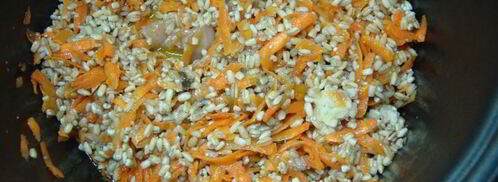 перловая каша с тушенкой в мультиварке. Шаг 6