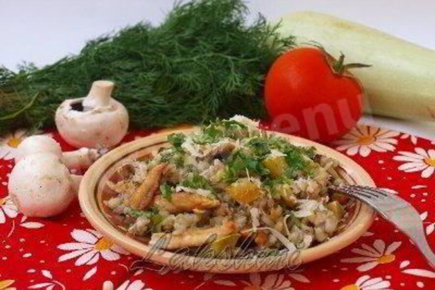 Рецепт перловки на гарнир с кабачками, грибами, курицей