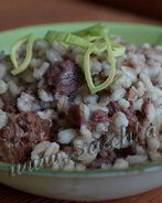 Перловка с тушенкой в мультиварке Steba