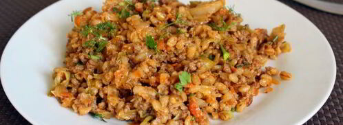 вкусная перловая каша с мясным фаршем и овощами. Шаг 10