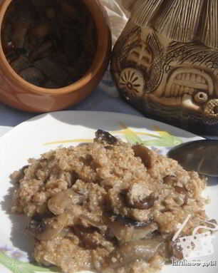 Пшеничная каша с грибами Вкуснотеево