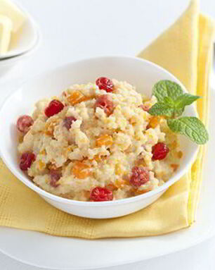 Пшенная каша с тыквой, корицей и вяленой вишней в мультиварке