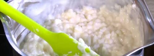 рисовая каша с белым шоколадом и запеченными персиками. Шаг 4