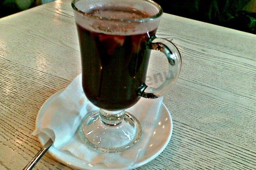 Рецепт глинтвейна лимонно-медовый