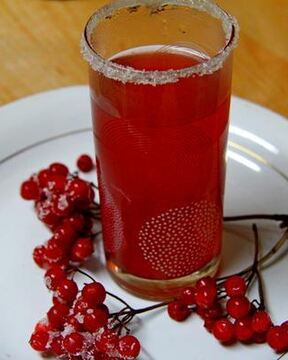 Кисель калиново-айвовый с бадьяном