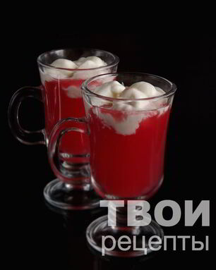 Клюквенный кисель с мороженым