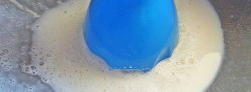 кофе с молоком и яичным ликером. Шаг 6