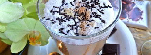 кофе с молоком и яичным ликером. Шаг 11